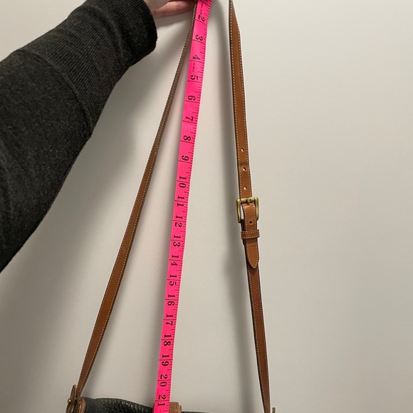 Vintage 90s Dooney & Bourke black crossbody purse - Picture 14 of 15